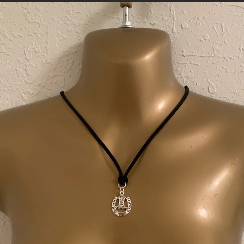 Western necklace horse shoe charm in adjustable black strap